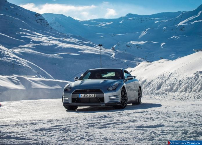2015 Nissan GT-R - фотография 13 из 105 2015 Nissan GT-R - фотография 13 из 105
