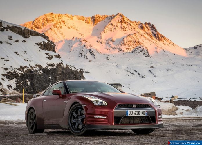 2015 Nissan GT-R - фотография 16 из 105 2015 Nissan GT-R - фотография 16 из 105