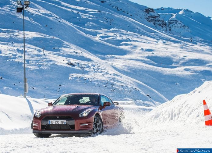 2015 Nissan GT-R - фотография 26 из 105 2015 Nissan GT-R - фотография 26 из 105