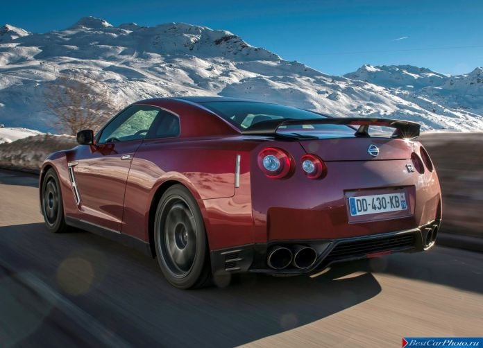 2015 Nissan GT-R - фотография 60 из 105 2015 Nissan GT-R - фотография 60 из 105