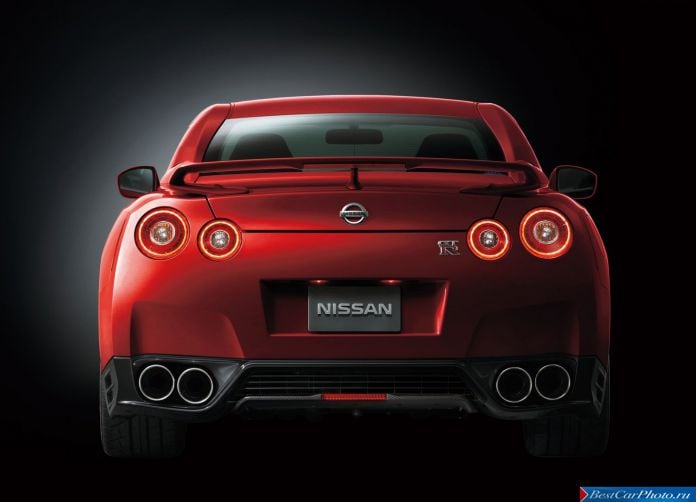 2015 Nissan GT-R - фотография 82 из 105