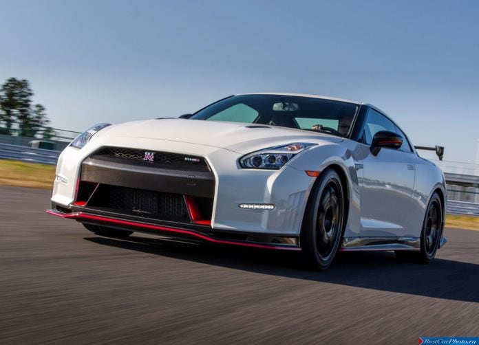 2015 Nissan GT-R Nismo - фотография 8 из 92