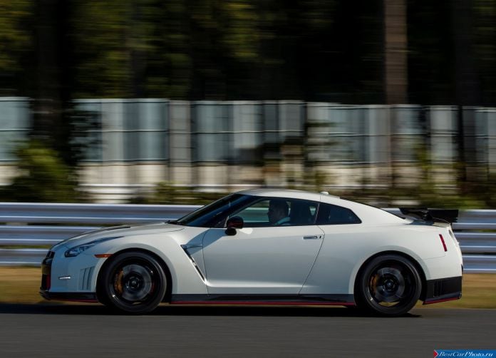 2015 Nissan GT-R Nismo - фотография 18 из 92 2015 Nissan GT-R Nismo - фотография 18 из 92