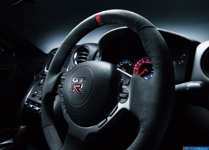 2015 Nissan GT-R Nismo - фотография 44 из 92