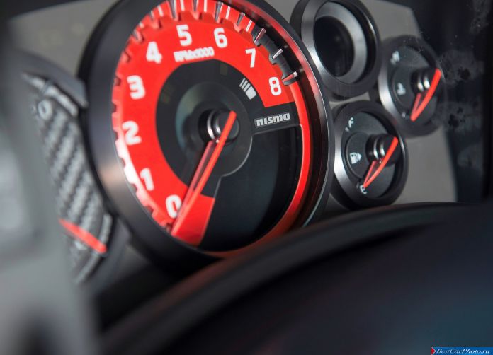 2015 Nissan GT-R Nismo - фотография 47 из 92