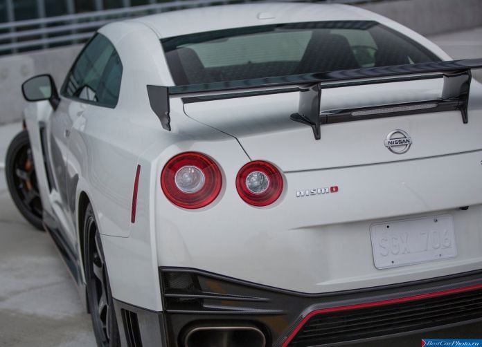 2015 Nissan GT-R Nismo - фотография 60 из 92 2015 Nissan GT-R Nismo - фотография 60 из 92