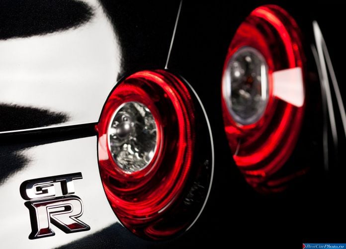 2015 Nissan GT-R Nismo - фотография 67 из 92