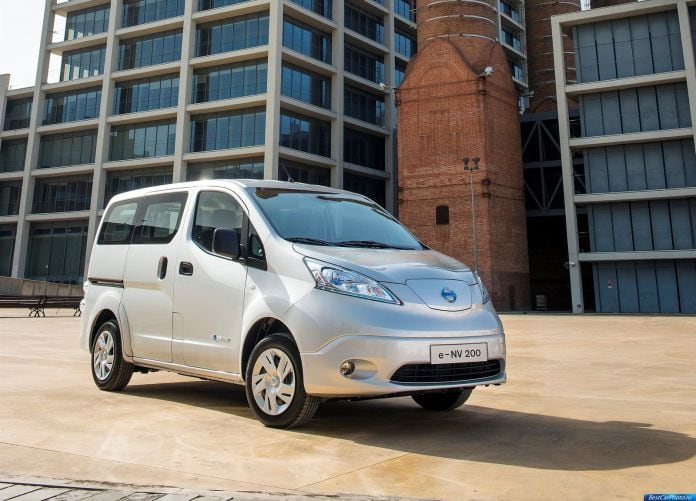 2015 Nissan e-NV200 - фотография 6 из 56
