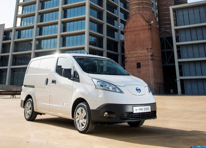 2015 Nissan e-NV200 - фотография 7 из 56 2015 Nissan e-NV200 - фотография 7 из 56