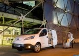 nissan_2015_e-nv200_010.jpg