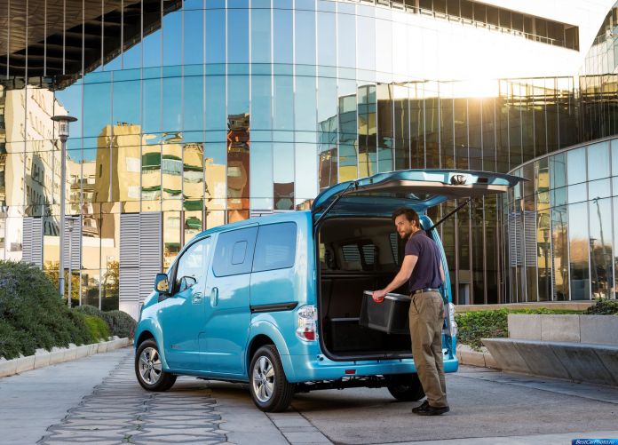 2015 Nissan e-NV200 - фотография 26 из 56 2015 Nissan e-NV200 - фотография 26 из 56