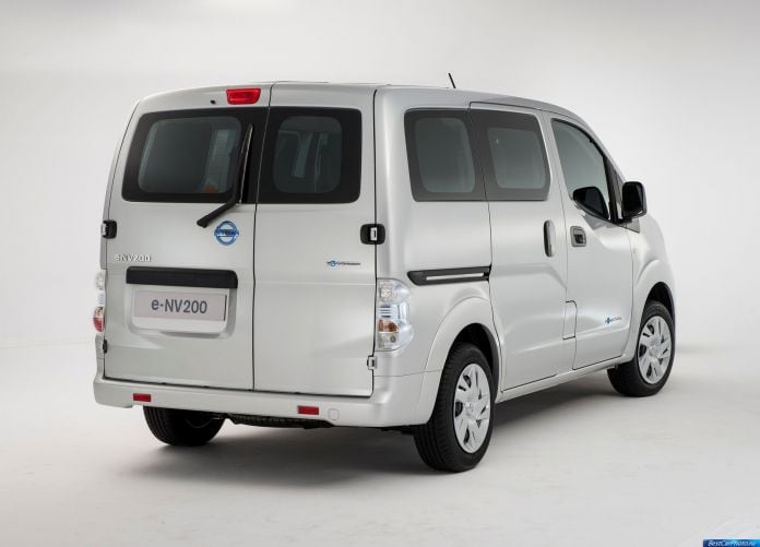 2015 Nissan e-NV200 - фотография 35 из 56