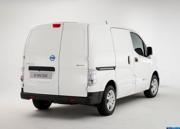2015 Nissan e-NV200 - фотография 37 из 56