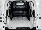 nissan_2015_e-nv200_050.jpg