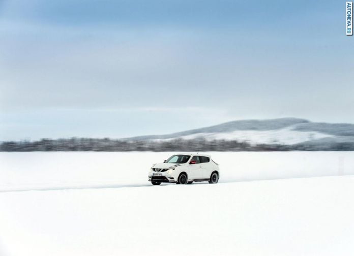 2015 Nissan Juke Nismo RS - фотография 26 из 82 2015 Nissan Juke Nismo RS - фотография 26 из 82