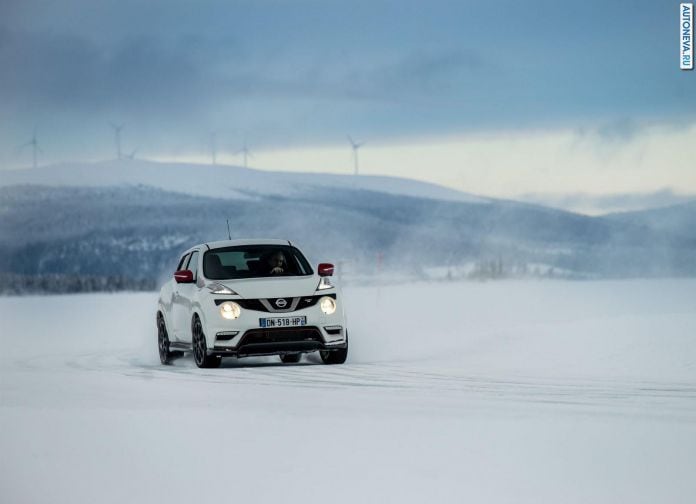 2015 Nissan Juke Nismo RS - фотография 27 из 82 2015 Nissan Juke Nismo RS - фотография 27 из 82