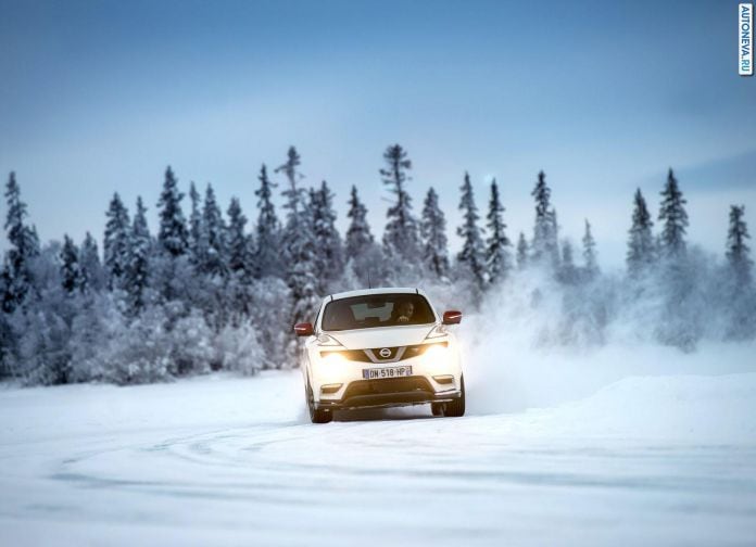 2015 Nissan Juke Nismo RS - фотография 50 из 82 2015 Nissan Juke Nismo RS - фотография 50 из 82