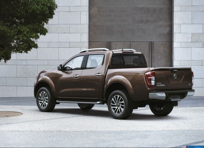 2015 Nissan Navara - фотография 7 из 47 2015 Nissan Navara - фотография 7 из 47