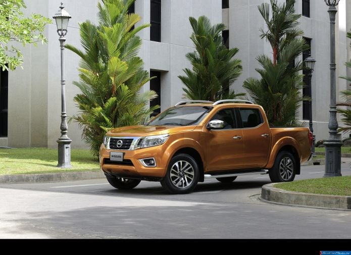 2015 Nissan Navara - фотография 10 из 47 2015 Nissan Navara - фотография 10 из 47