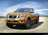 nissan_2015_navara_016.jpg