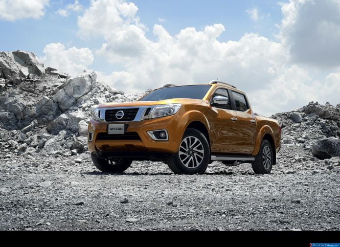 2015 Nissan Navara - фотография 20 из 47