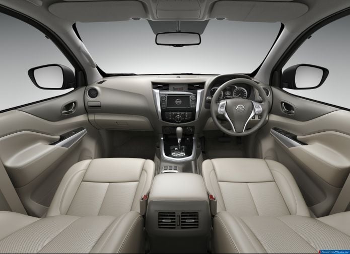 2015 Nissan Navara - фотография 42 из 47