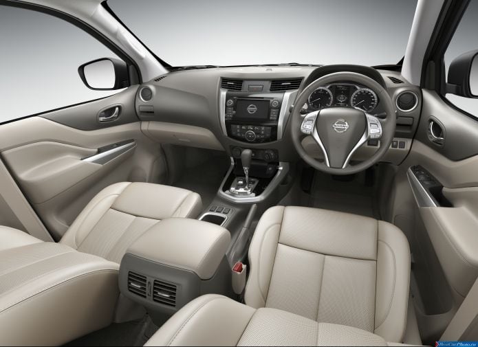 2015 Nissan Navara - фотография 43 из 47