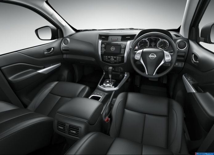 2015 Nissan Navara - фотография 44 из 47