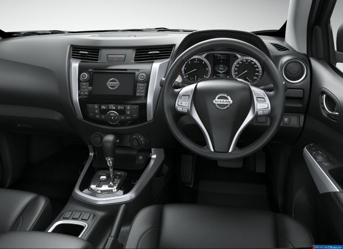 2015 Nissan Navara - фотография 45 из 47