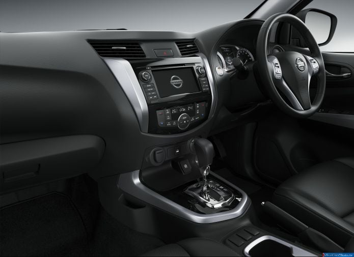 2015 Nissan Navara - фотография 47 из 47