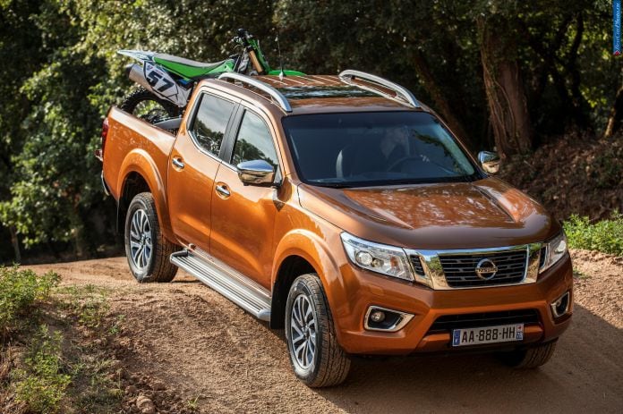 2015 Nissan Navara NP300 - фотография 9 из 22
