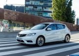 nissan_2015_pulsar_067.jpg