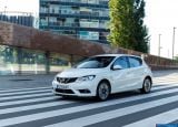 nissan_2015_pulsar_071.jpg