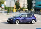 nissan_2015_pulsar_074.jpg