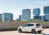nissan_2015_pulsar_097.jpg