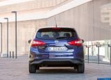 nissan_2015_pulsar_136.jpg