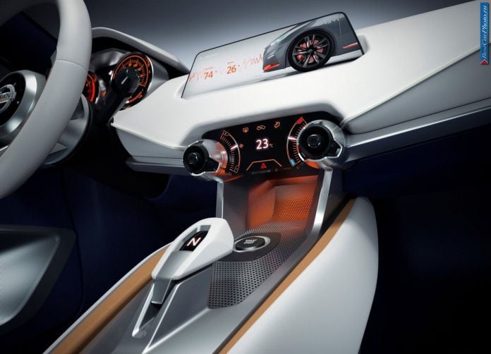 2015 Nissan Sway Concept - фотография 26 из 28