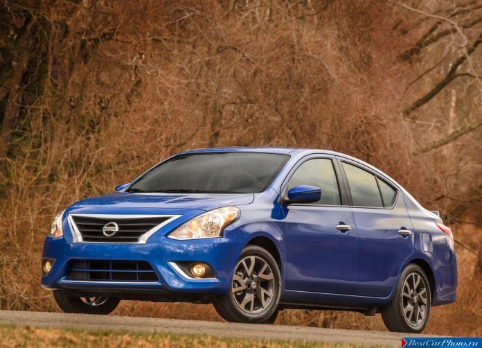 2015 Nissan Versa Sedan - фотография 1 из 9