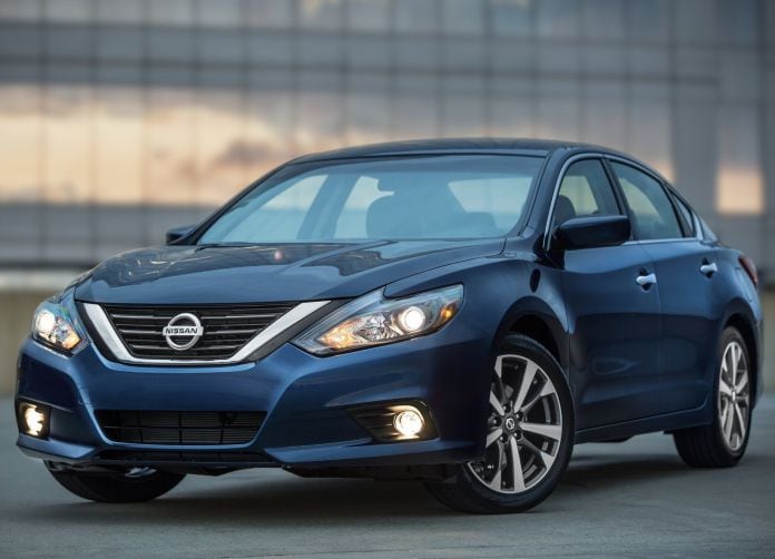 2016 Nissan Altima SR - фотография 1 из 17 2016 Nissan Altima SR - фотография 1 из 17
