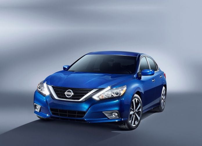 2016 Nissan Altima SR - фотография 5 из 17 2016 Nissan Altima SR - фотография 5 из 17