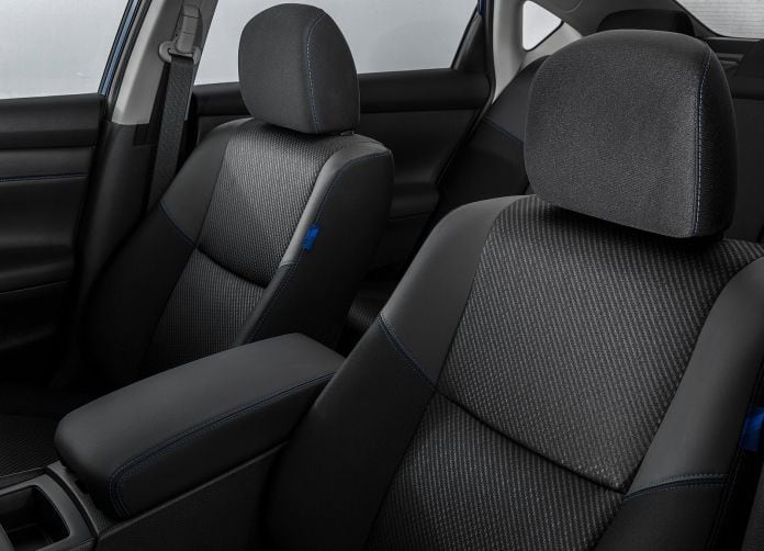 2016 Nissan Altima SR - фотография 11 из 17