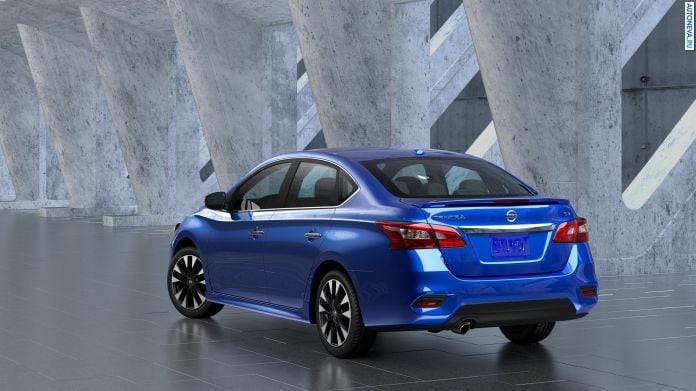 2016 Nissan Sentra - фотография 2 из 23 2016 Nissan Sentra - фотография 2 из 23