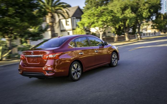 2016 Nissan Sentra - фотография 4 из 23 2016 Nissan Sentra - фотография 4 из 23