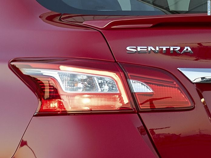 2016 Nissan Sentra - фотография 13 из 23 2016 Nissan Sentra - фотография 13 из 23