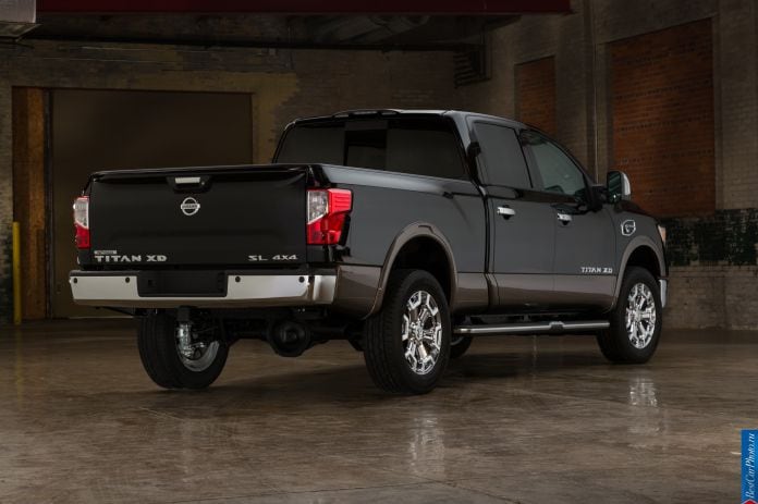 2016 Nissan Titan XD - фотография 6 из 47