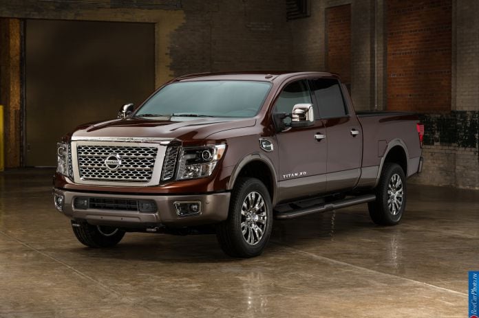2016 Nissan Titan XD - фотография 7 из 47