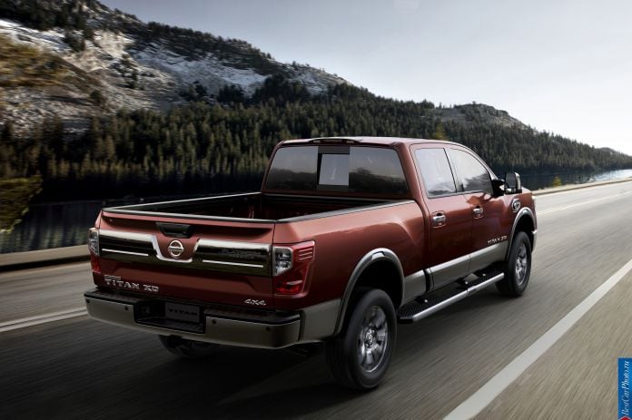 2016 Nissan Titan XD - фотография 11 из 47