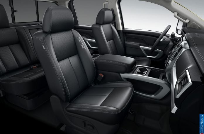 2016 Nissan Titan XD - фотография 34 из 47 2016 Nissan Titan XD - фотография 34 из 47