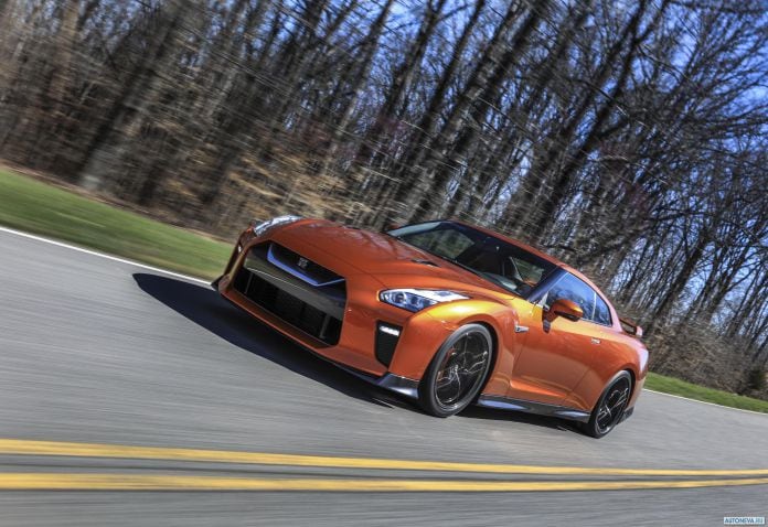 2017 Nissan GT-R - фотография 3 из 43 2017 Nissan GT-R - фотография 3 из 43