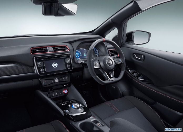 2017 Nissan Leaf Nismo Concept - фотография 8 из 8